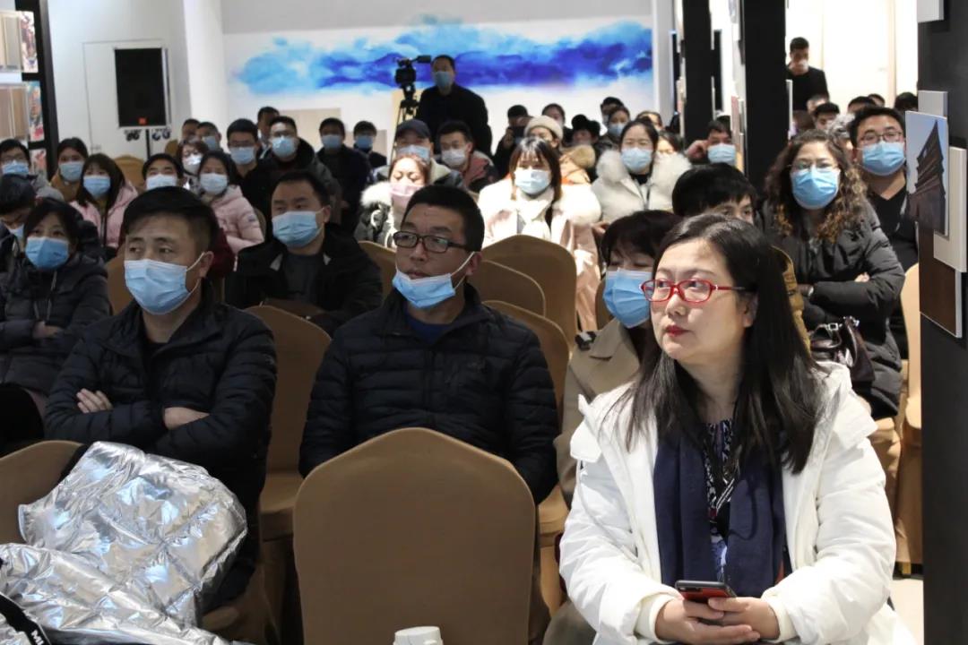 恭喜！華洲木業(yè)（陜西）運(yùn)營(yíng)中心首航儀式暨供應(yīng)鏈賦能模式發(fā)布會(huì)圓滿舉辦！(圖10)